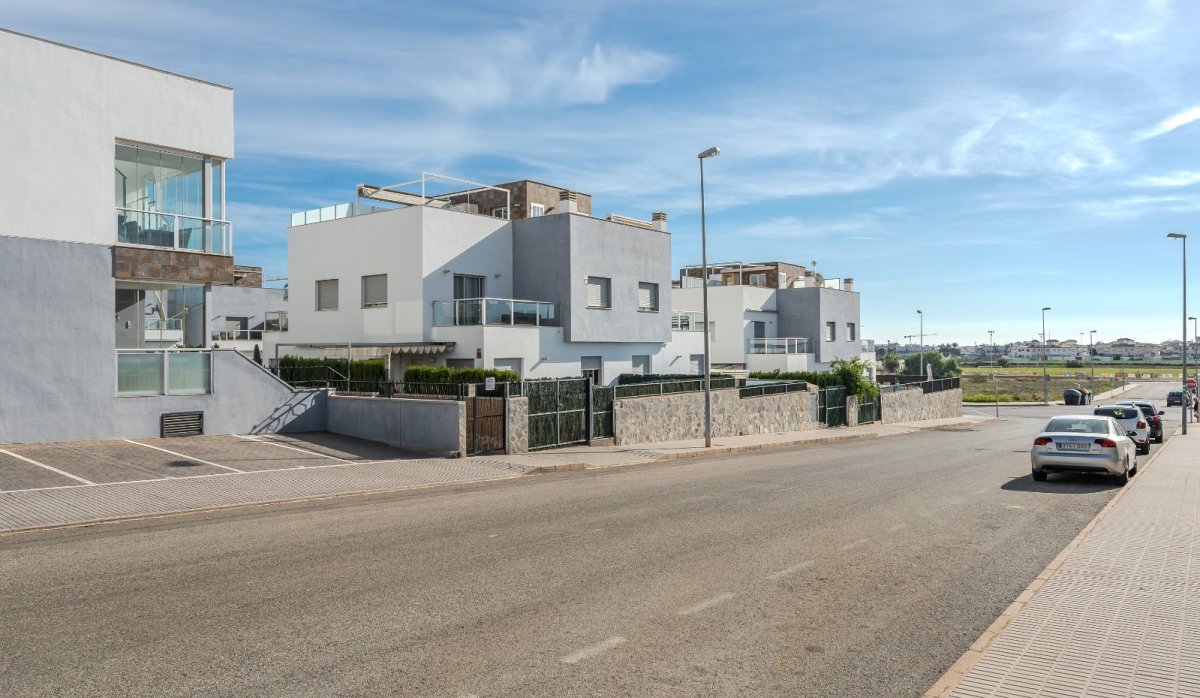 Resale - Apartment / flat - Orihuela Costa - Punta Prima