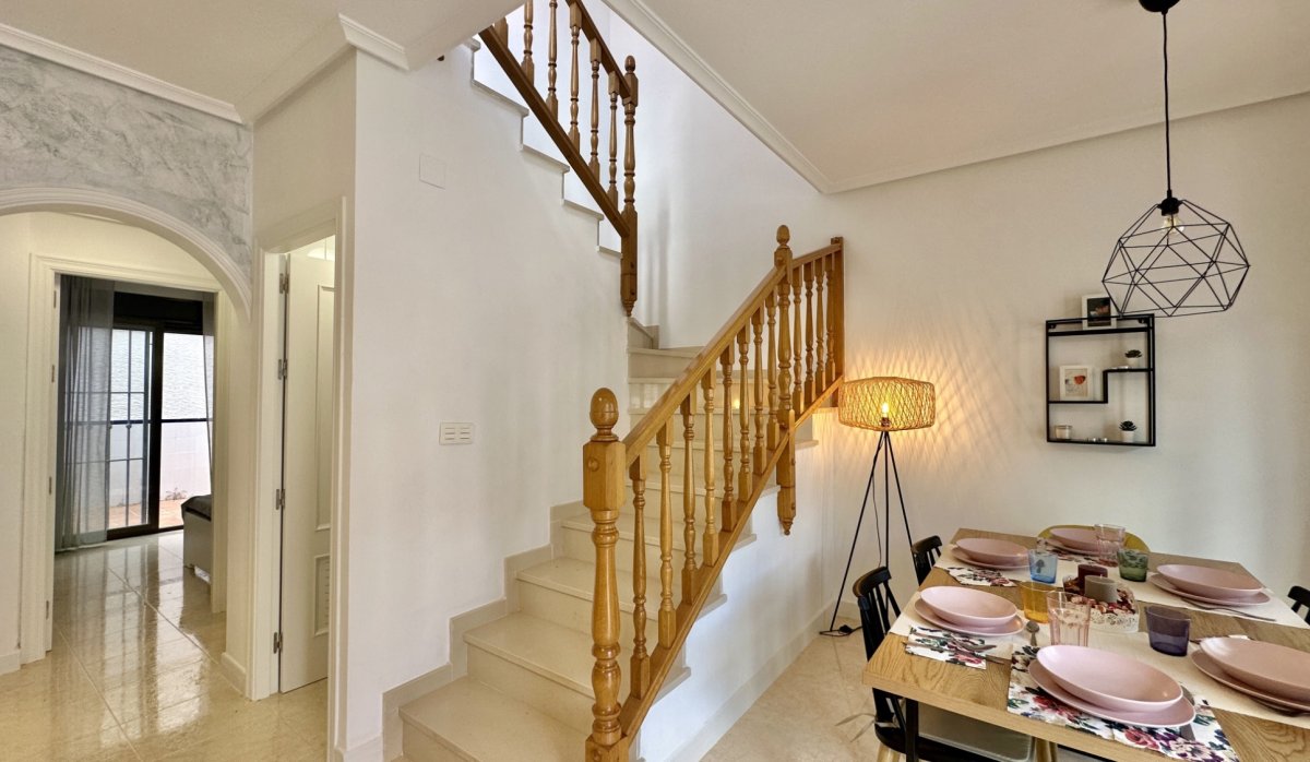 Reventa - Adosado - San Miguel de Salinas