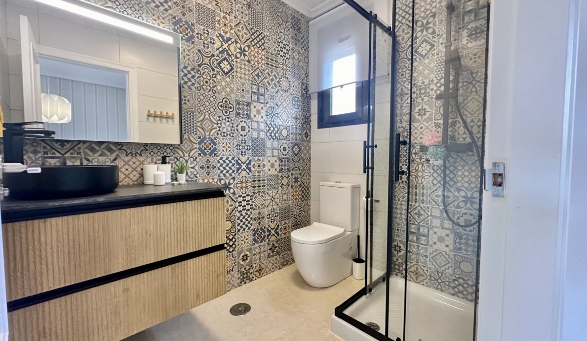 Reventa - Adosado - San Miguel de Salinas