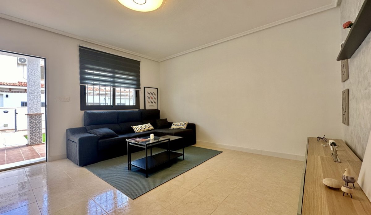 Reventa - Adosado - San Miguel de Salinas