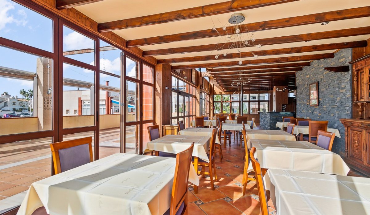 Reventa - Comercial - Los Dolses