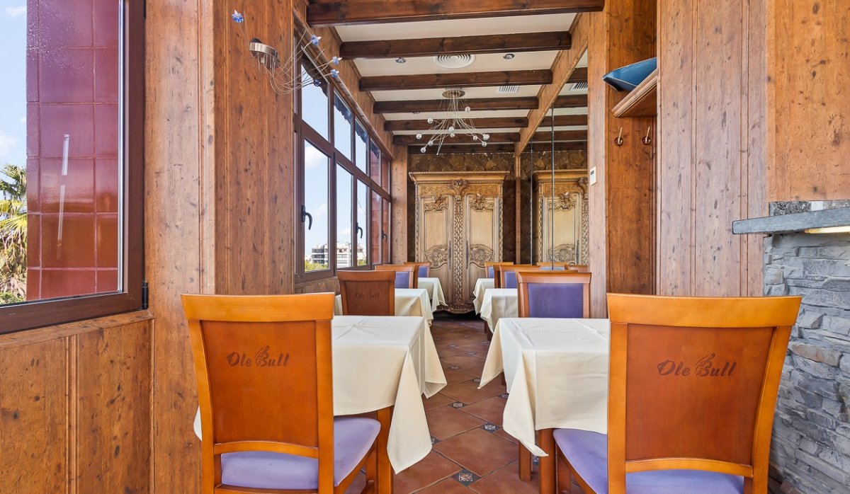 Reventa - Comercial - Los Dolses