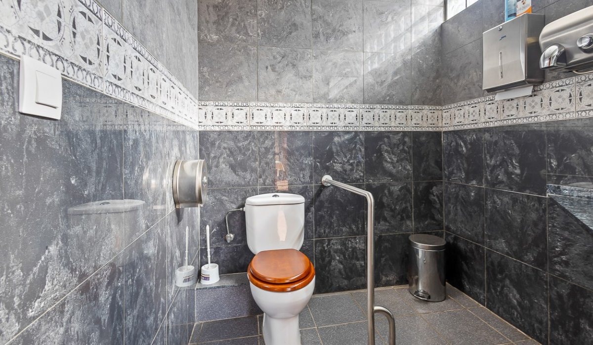 Reventa - Comercial - Los Dolses