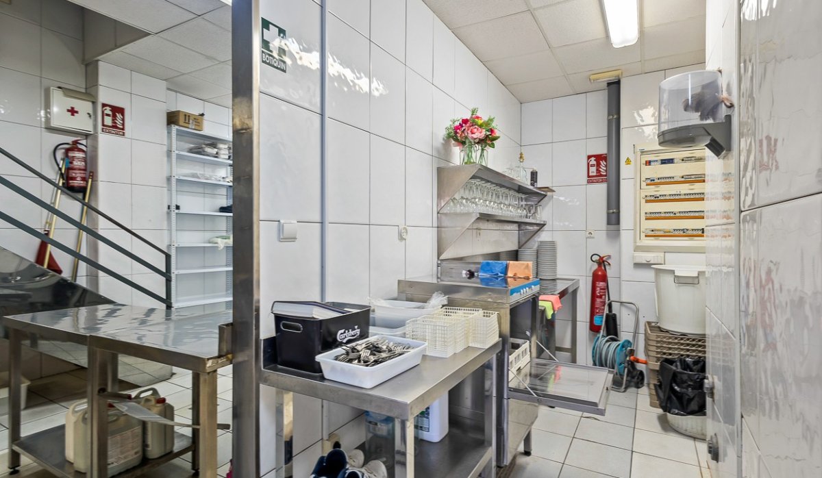 Reventa - Comercial - Los Dolses