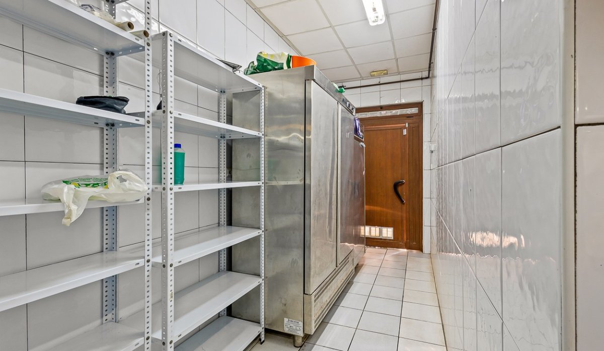 Reventa - Comercial - Los Dolses