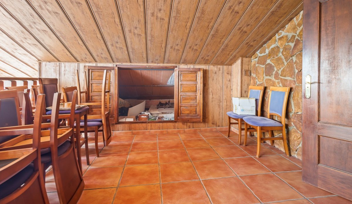 Reventa - Comercial - Los Dolses