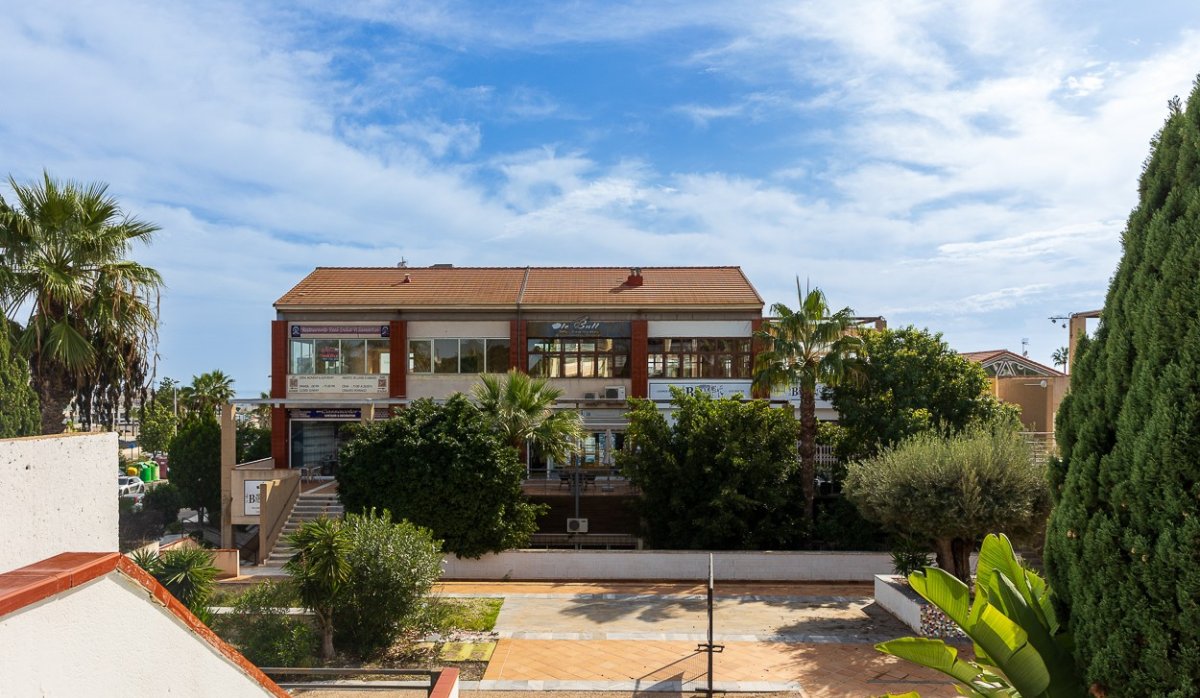 Reventa - Comercial - Los Dolses