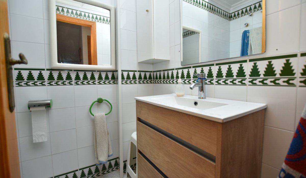 Resale - Townhouse - La Mata