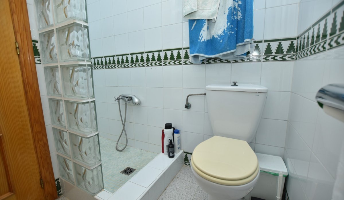 Resale - Townhouse - La Mata