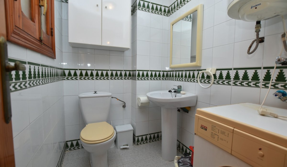 Resale - Townhouse - La Mata