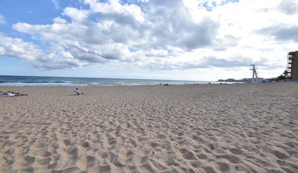 Resale - Townhouse - La Mata