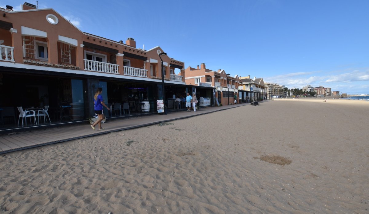 Resale - Townhouse - La Mata