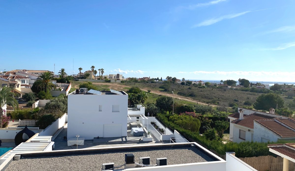 Resale - Townhouse - Ciudad quesada - Central Quesada