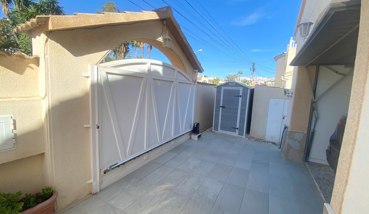 Resale - Townhouse - Ciudad quesada - Central Quesada