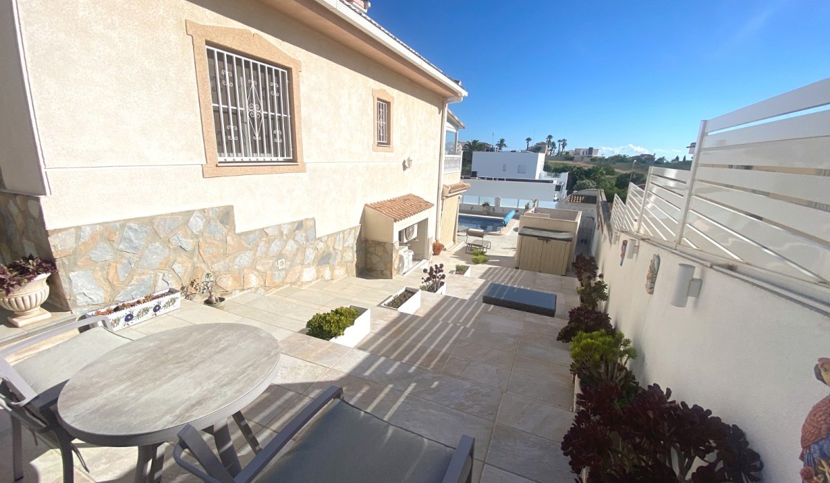 Resale - Townhouse - Ciudad quesada - Central Quesada