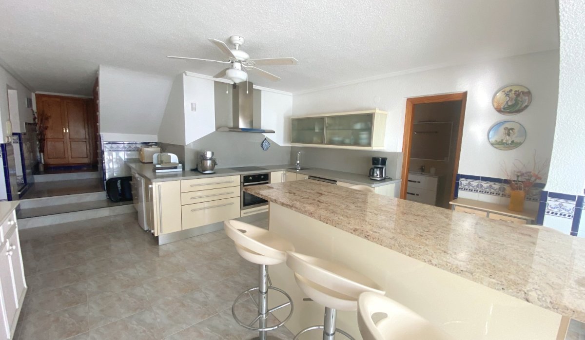 Resale - Townhouse - Ciudad quesada - Central Quesada