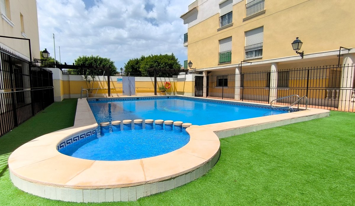 Reventa - Apartamento / piso - Formentera del Segura