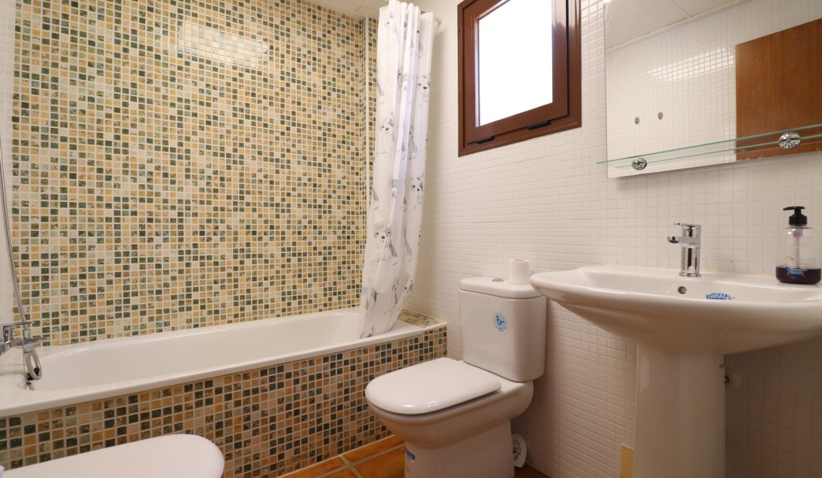 Resale - Villa - Algorfa - La Finca Golf Resort