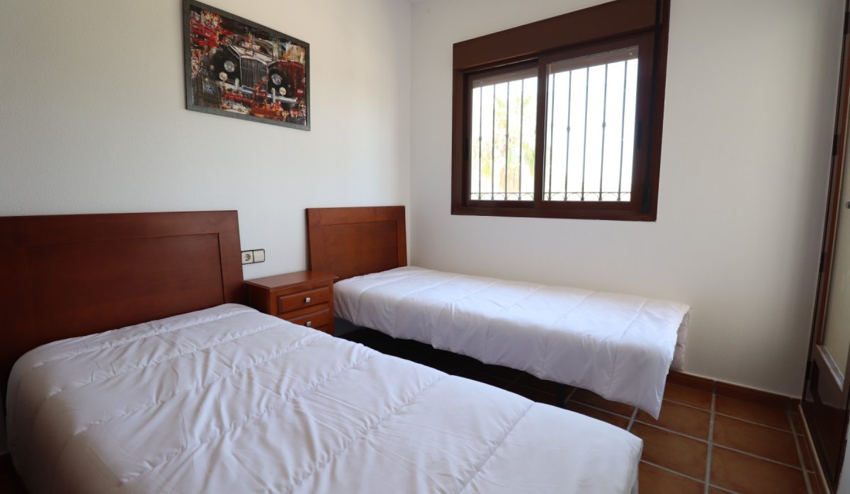 Resale - Villa - Algorfa - La Finca Golf Resort