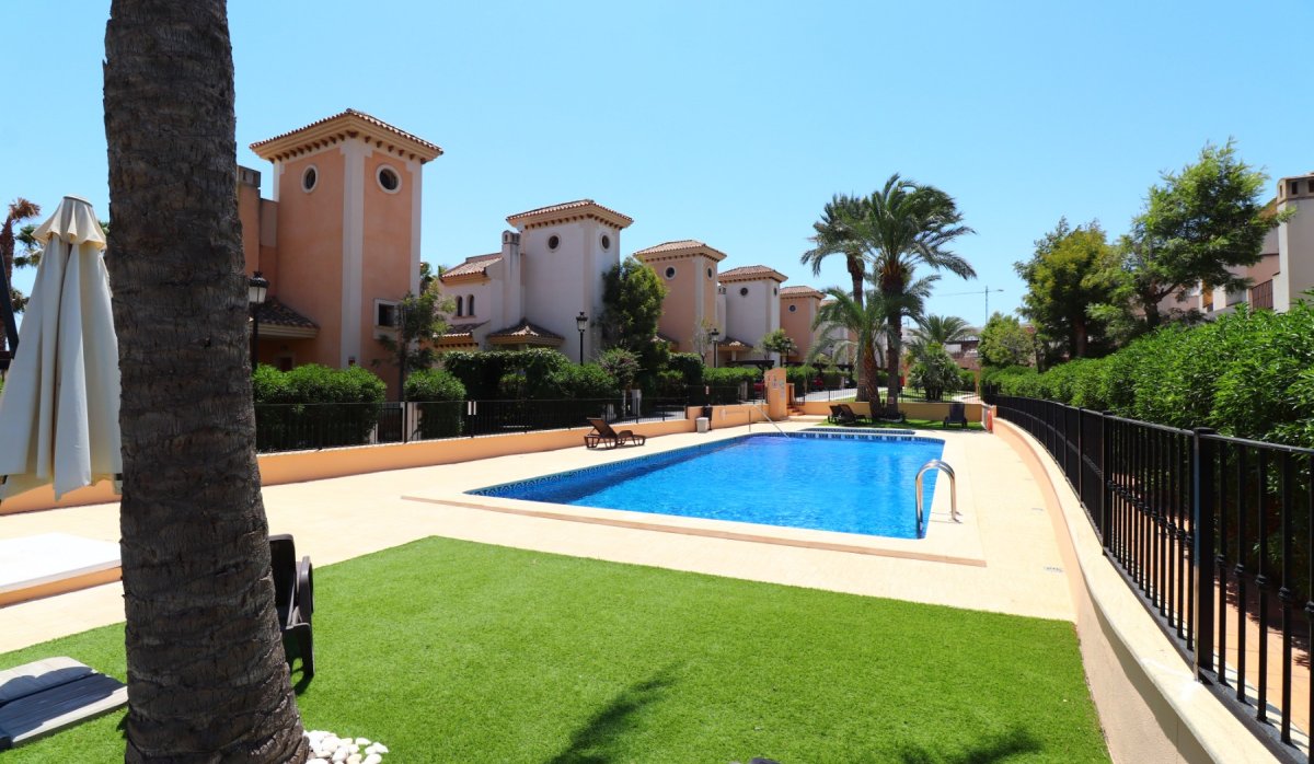 Resale - Villa - Algorfa - La Finca Golf Resort