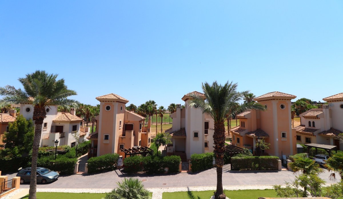 Resale - Villa - Algorfa - La Finca Golf Resort