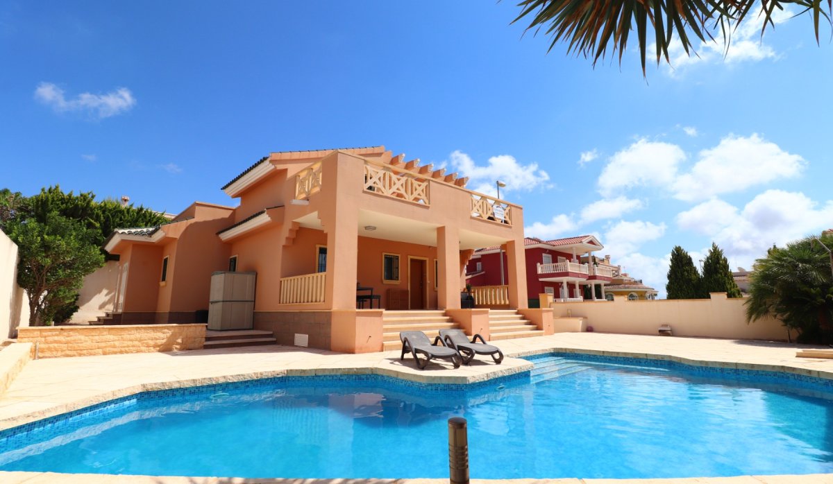 Resale - Villa - Ciudad Quesada - La Fiesta