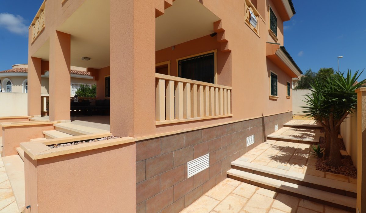 Resale - Villa - Ciudad Quesada - La Fiesta