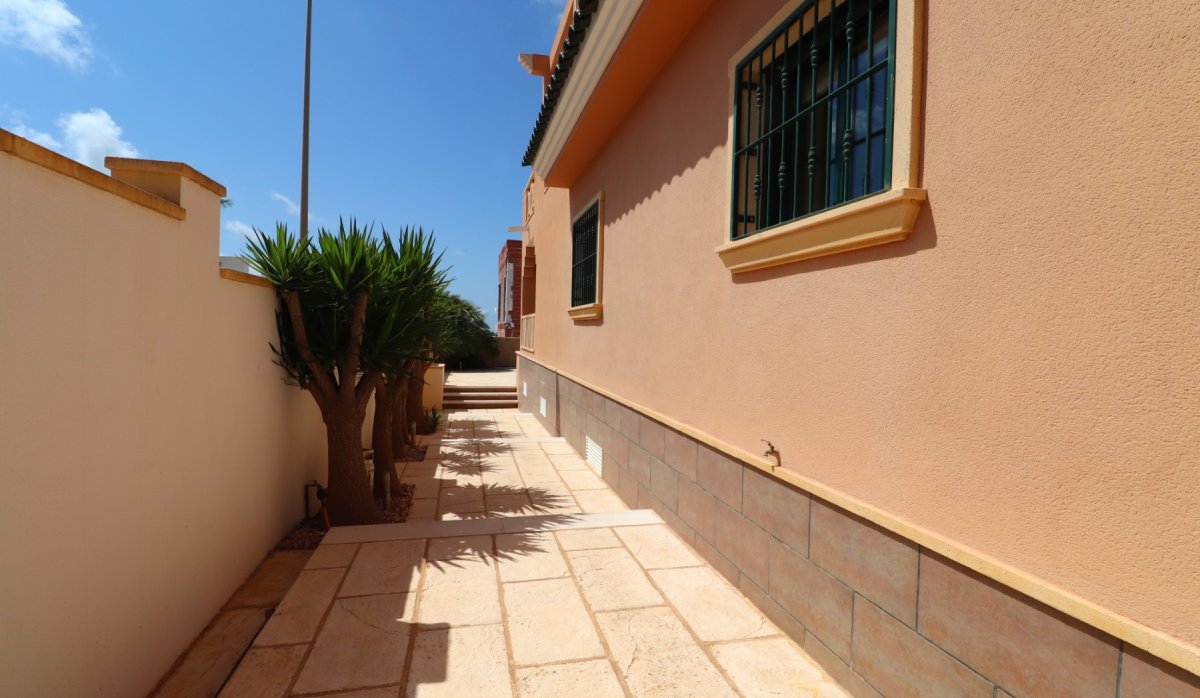 Resale - Villa - Ciudad Quesada - La Fiesta