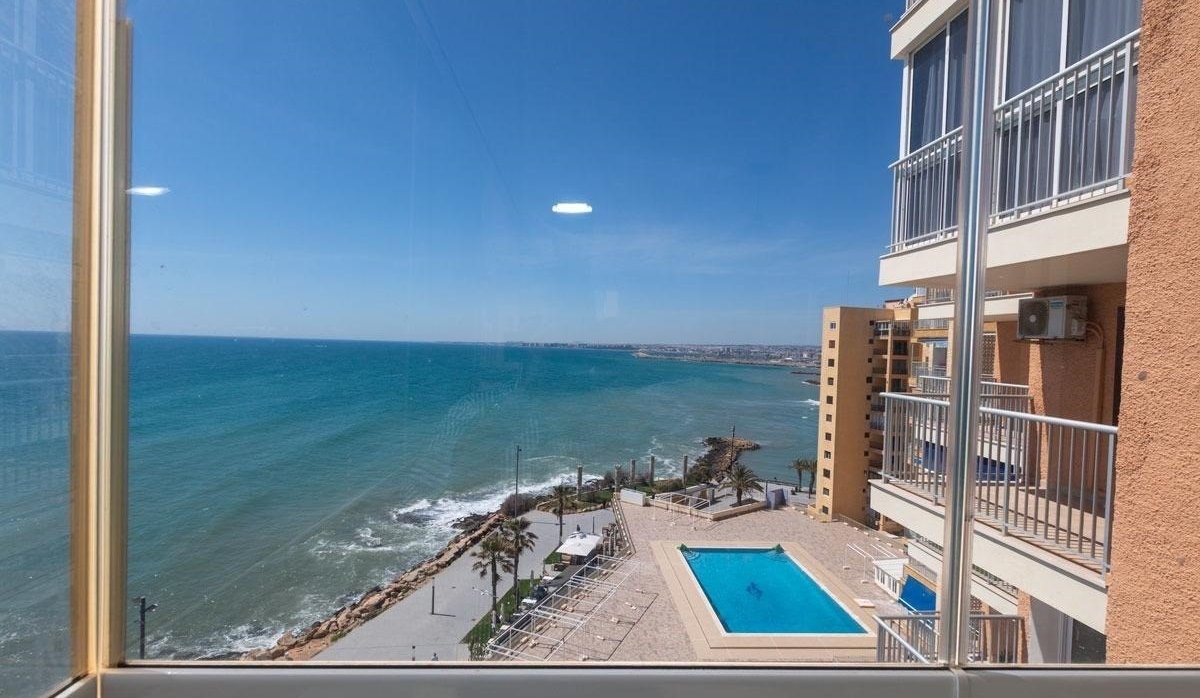 Resale - Apartment / flat - Torrevieja - Playa Del Cura