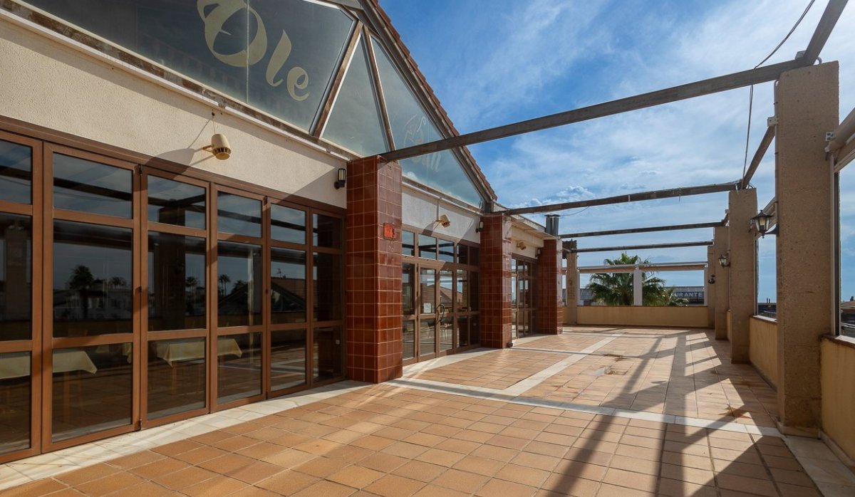 Reventa - Comercial - Los Dolses