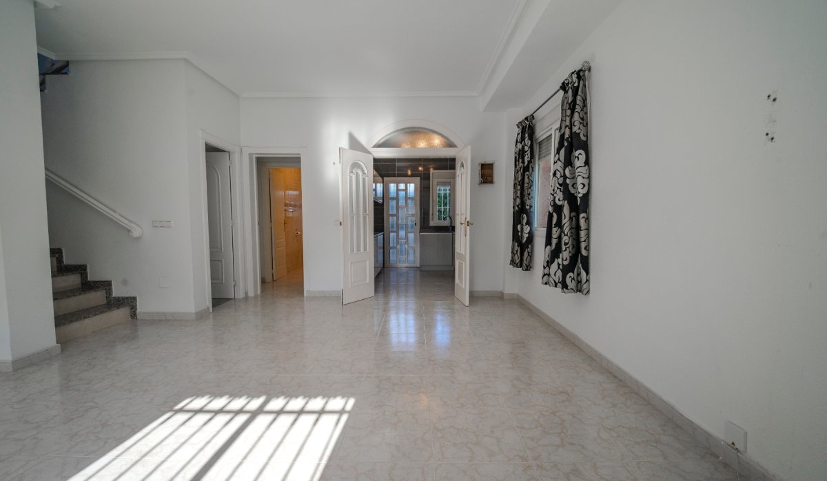 Reventa - Villa - Ciudad quesada - Doña Pepa