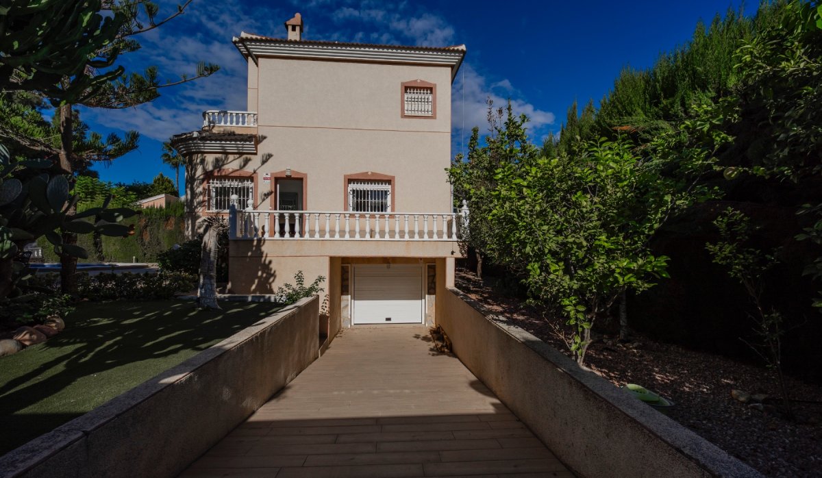 Reventa - Villa - Ciudad quesada - Doña Pepa