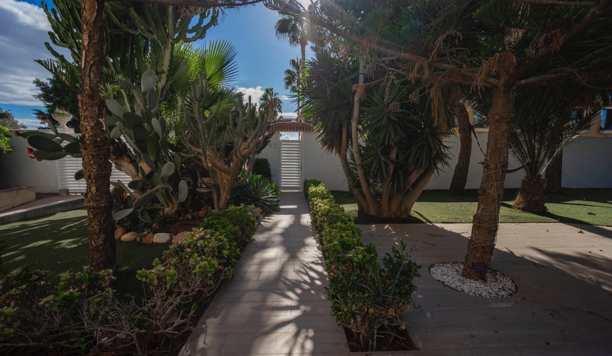 Reventa - Villa - Ciudad quesada - Doña Pepa