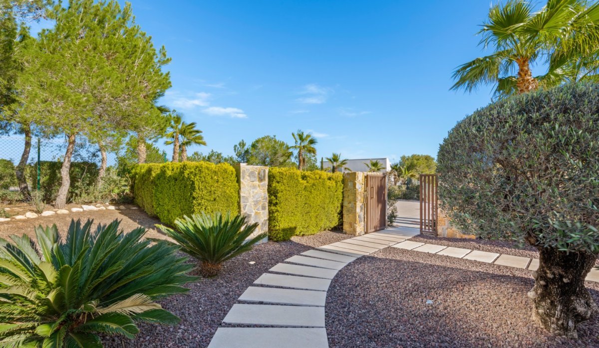 Resale - Villa - Las Colinas Golf Resort - Las Colinas golf