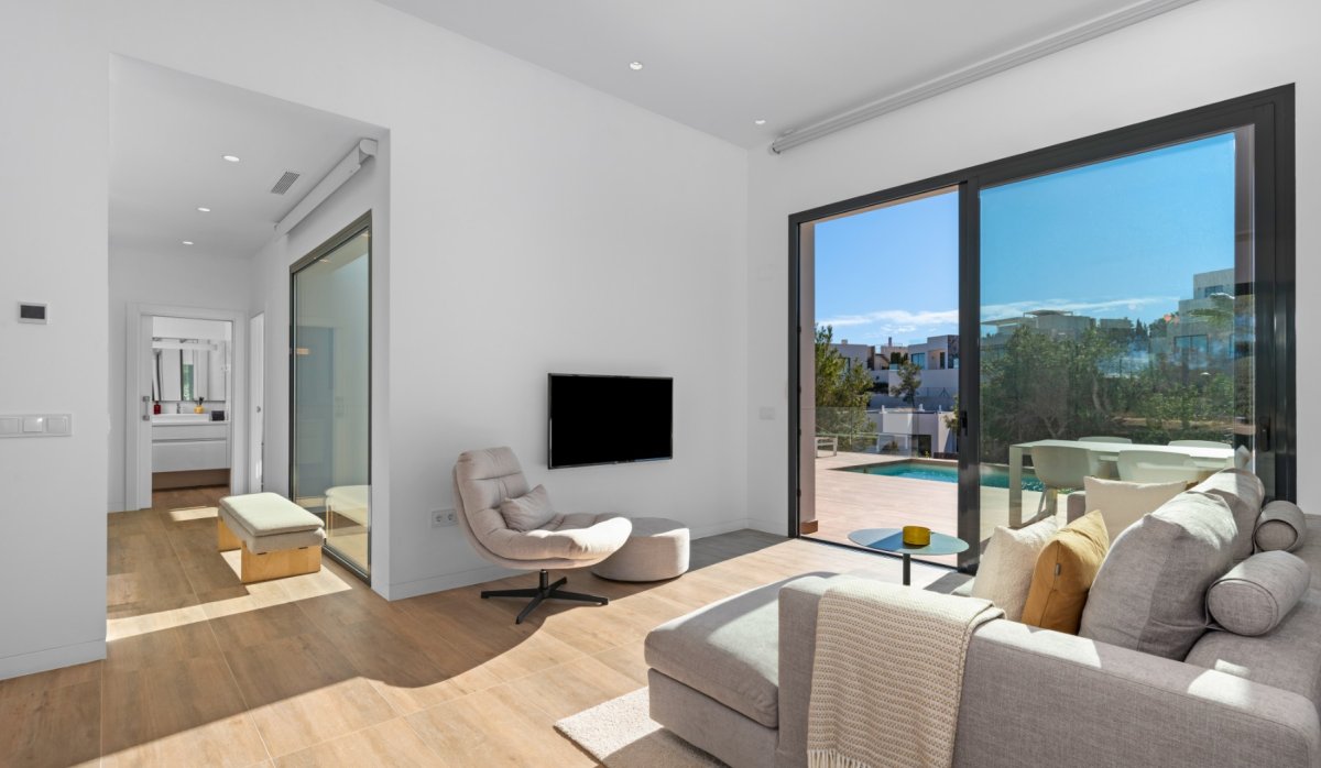 Resale - Villa - Las Colinas Golf Resort - Las Colinas golf