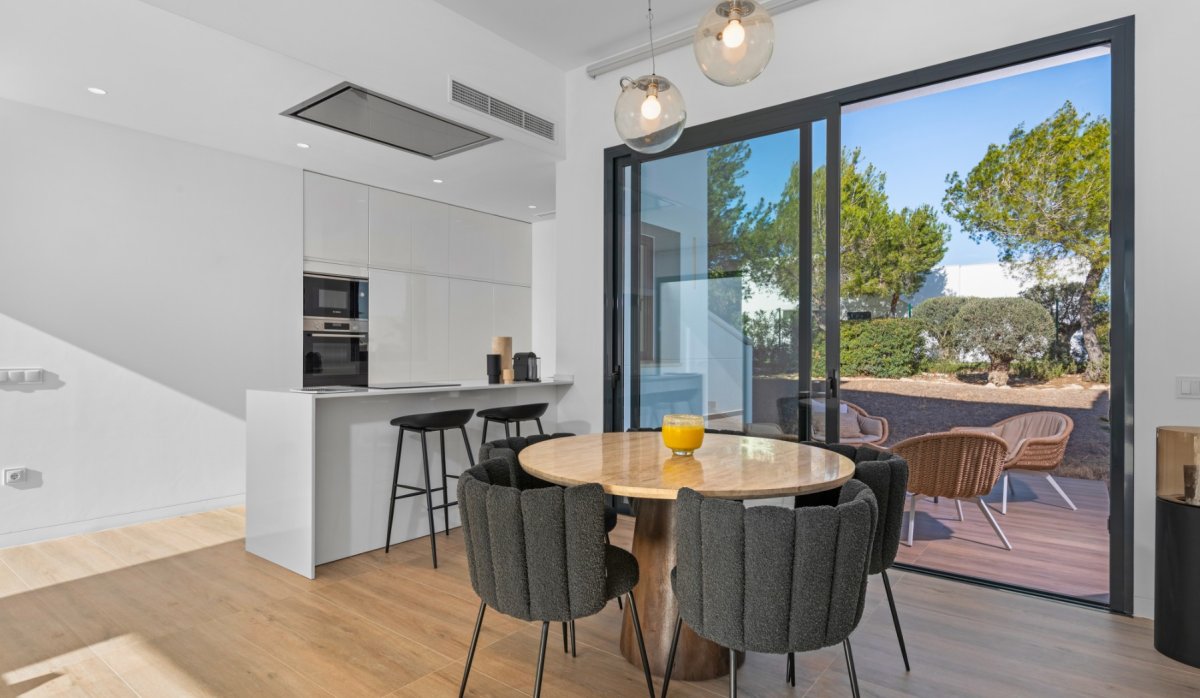 Resale - Villa - Las Colinas Golf Resort - Las Colinas golf