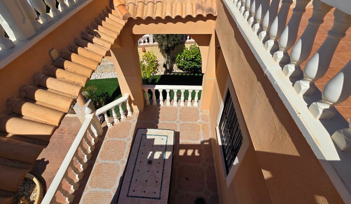 Resale - Villa - Torrevieja - El Chaparral