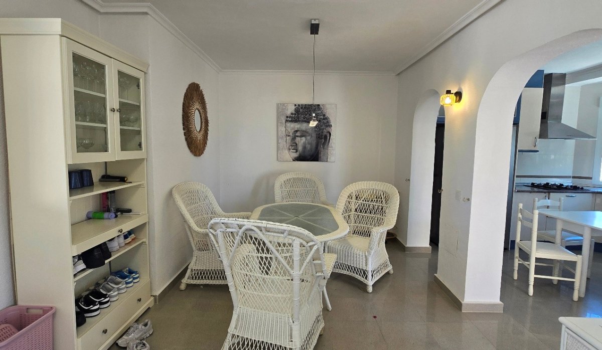 Resale - Villa - Torrevieja - El Chaparral