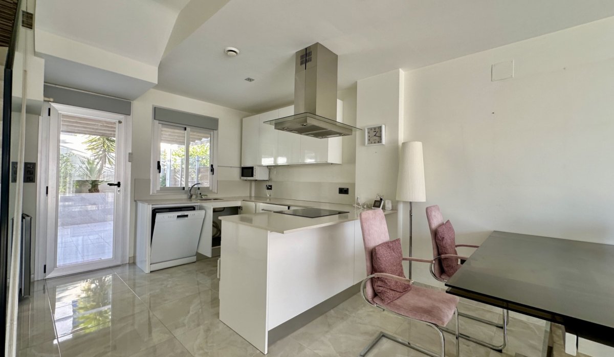 Resale - Villa - Orihuela Costa - Lomas de Cabo Roig