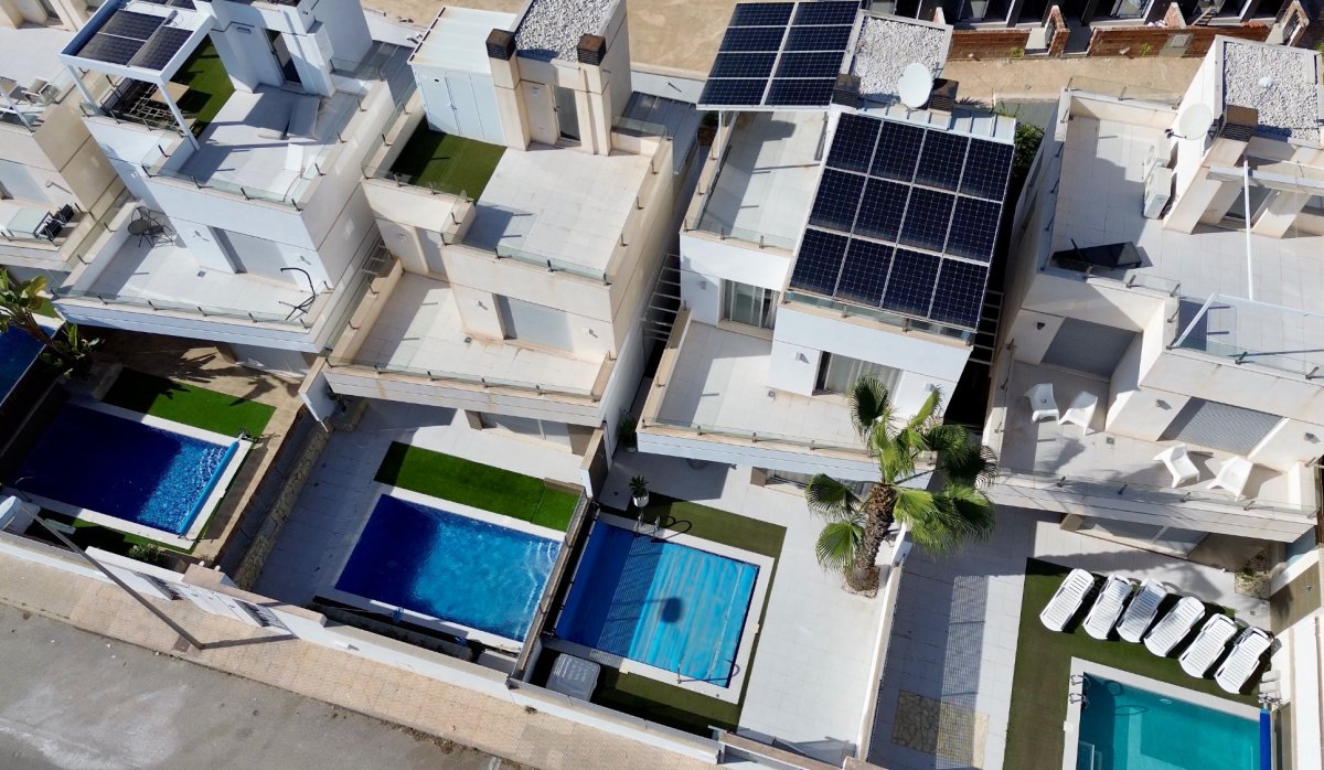 Resale - Villa - Orihuela Costa - Lomas de Cabo Roig