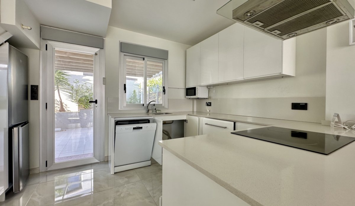 Resale - Villa - Orihuela Costa - Lomas de Cabo Roig