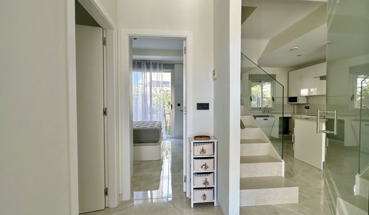 Resale - Villa - Orihuela Costa - Lomas de Cabo Roig