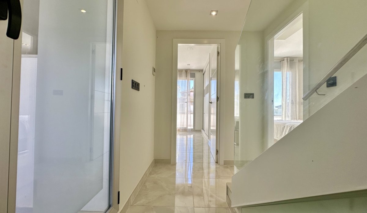 Resale - Villa - Orihuela Costa - Lomas de Cabo Roig