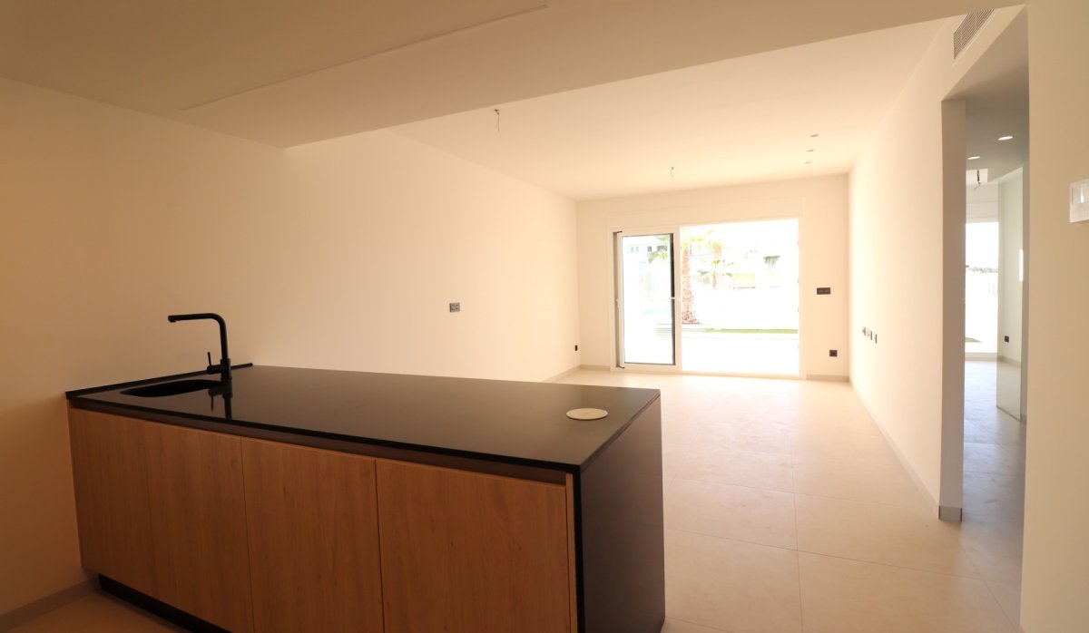 Resale - Apartment / flat - Guardamar del Segura - El Raso