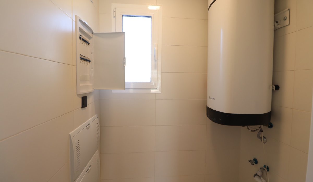 Resale - Apartment / flat - Guardamar del Segura - El Raso