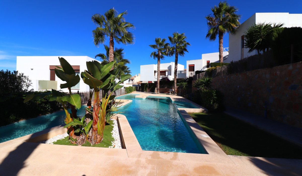 Resale - Apartment / flat - Algorfa - La Finca Golf Resort