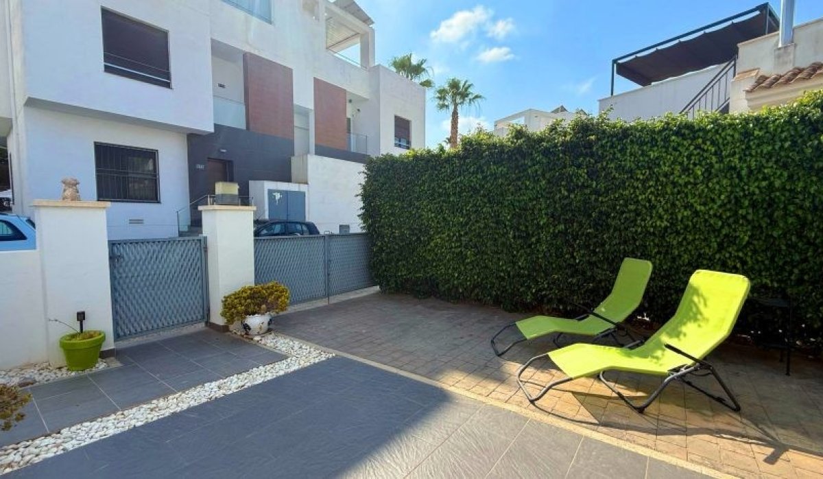 Resale - Villa - Orihuela Costa - Villamartín