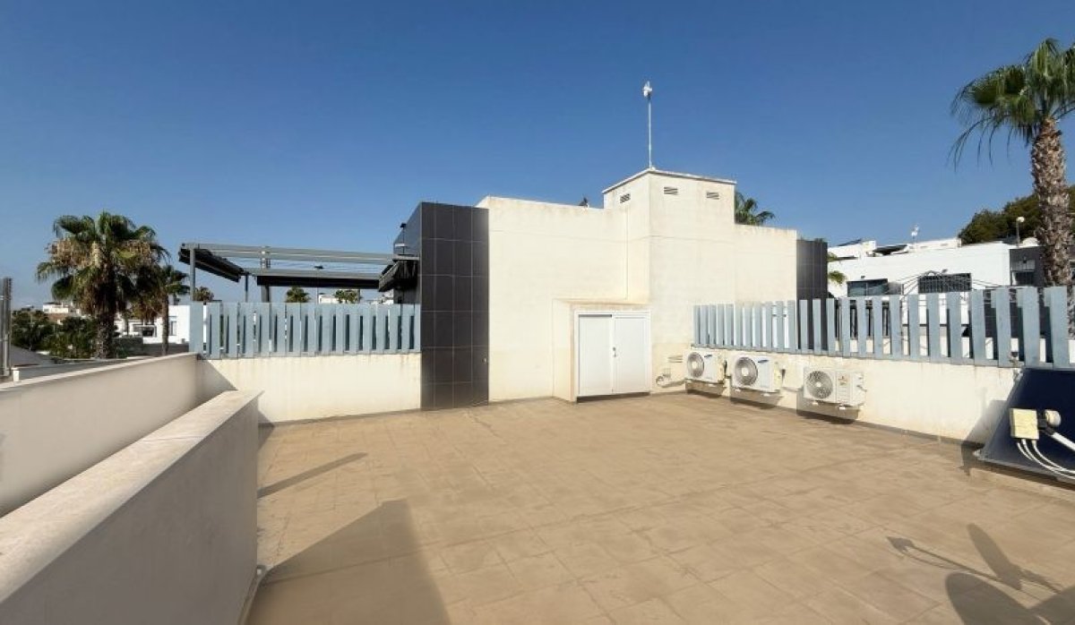 Resale - Villa - Orihuela Costa - Villamartín