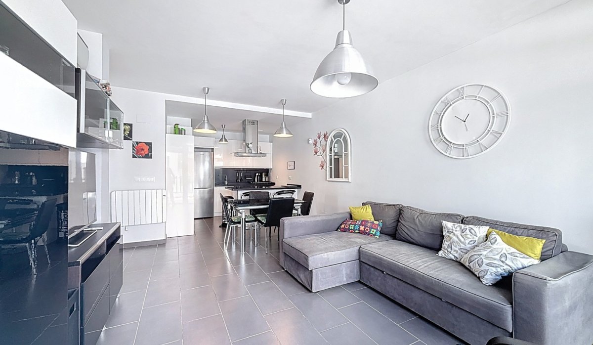 Resale - Villa - Orihuela Costa - Villamartín