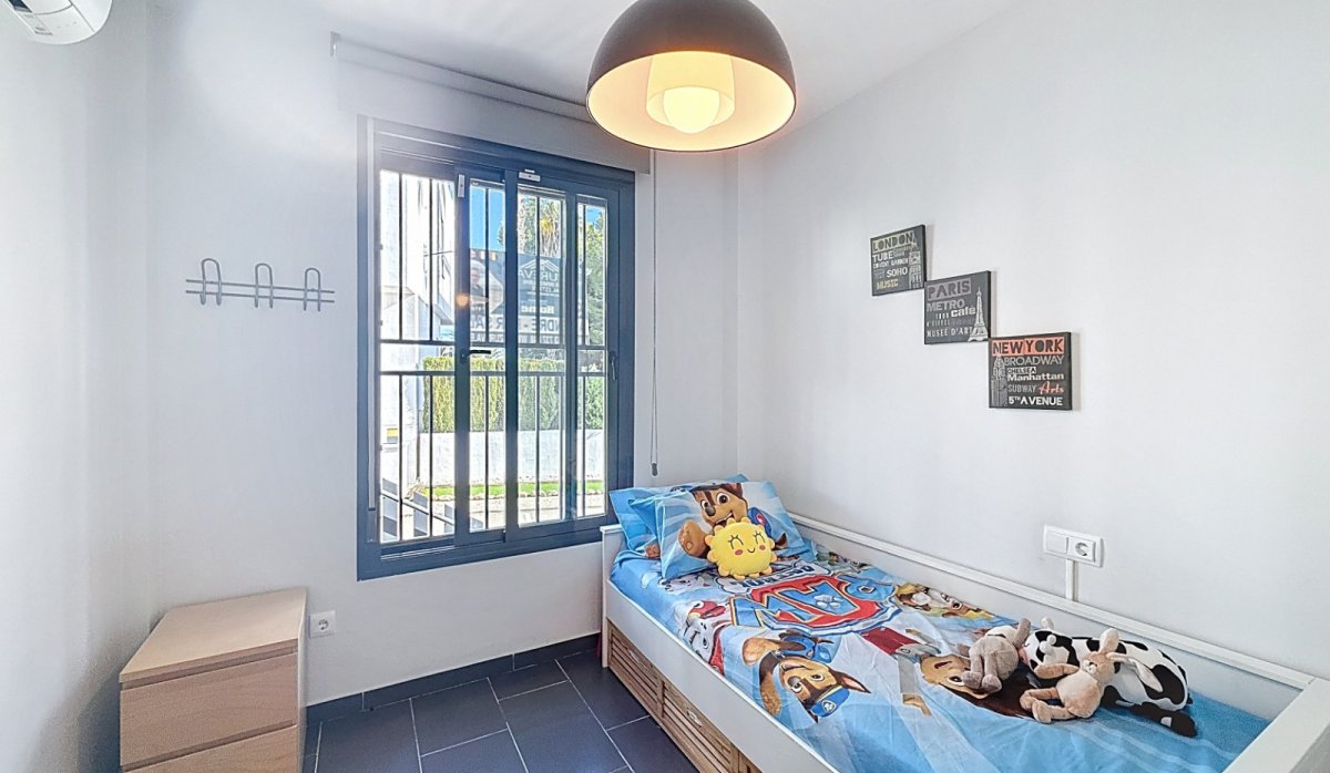 Resale - Villa - Orihuela Costa - Villamartín